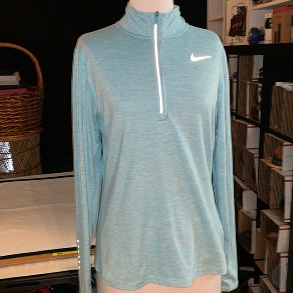 NIKE RUNNING DR-FIT 1/2 Zip Lightweight Jacket/shirt Thumholes. - Picture 1 of 9